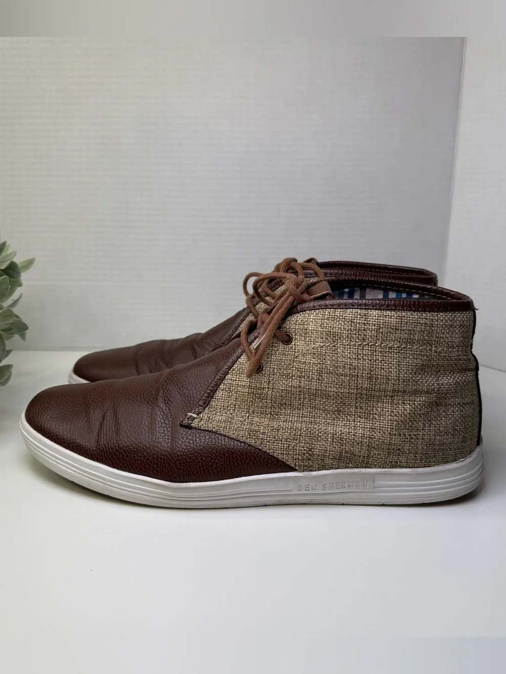 Ben Sherman Canvas and Pebble Vance Chukkas in Brown Men’s Size 12